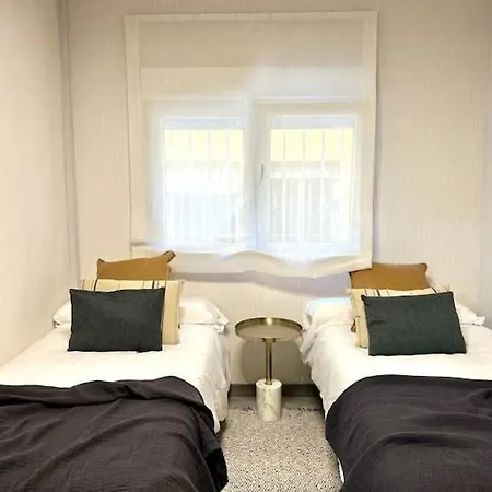 Three Bedroom In Rivas