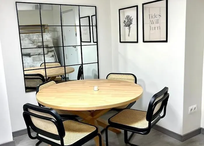 Apartamento Three Bedroom In Rivas *